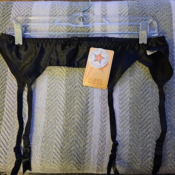 NWT S 10" GREEN SILK A-line MINI SKIRT with Red Trim - Picture 9 of 15